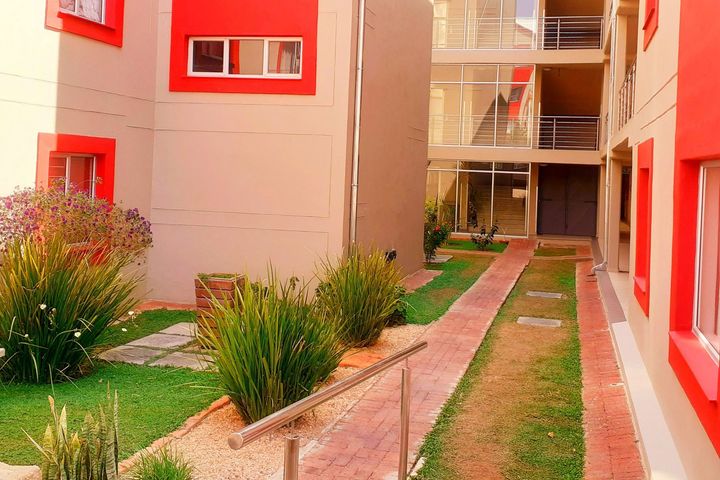 1 Bedroom House For Sale in Auasblick, Windhoek
