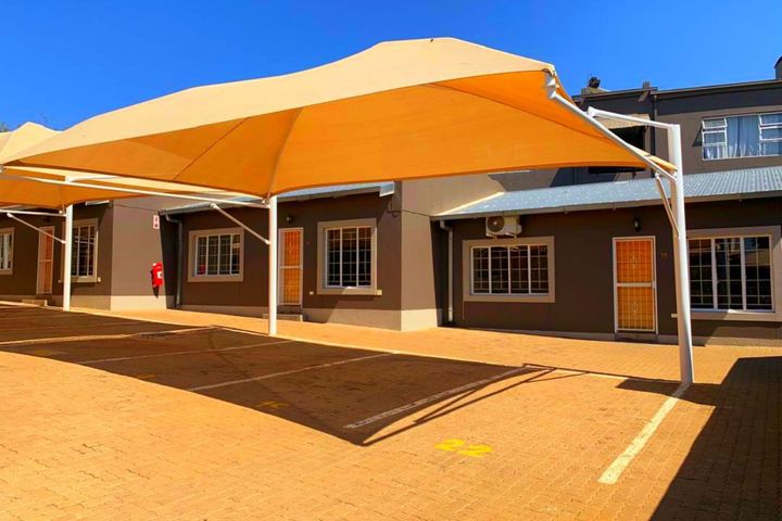 2 Bedroom Apartment / Penthouse For Sale in Windhoek Central, Windhoek