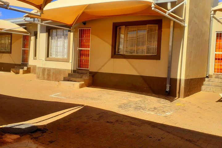 2 Bedroom Apartment / Penthouse For Sale in Windhoek Central, Windhoek