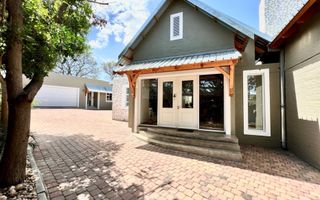 5 Bedroom House For Sale in Ludwigsdorf, Windhoek