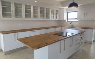 3 Bedroom House For Sale in Mile 4 Extension 1, Swakopmund