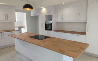 3 Bedroom House For Sale in Mile 4 Extension 1, Swakopmund