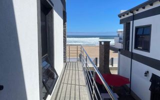 5 Bedroom House For Sale in Mile 4 Extension 1, Swakopmund