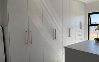 5 Bedroom House For Sale in Mile 4 Extension 1, Swakopmund