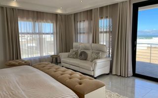 5 Bedroom House For Sale in Mile 4 Extension 1, Swakopmund