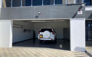 5 Bedroom House For Sale in Mile 4 Extension 1, Swakopmund