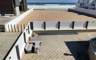 5 Bedroom House For Sale in Mile 4 Extension 1, Swakopmund