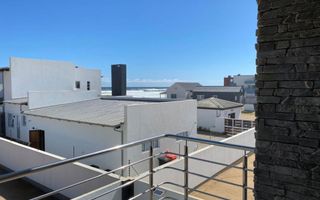 5 Bedroom House For Sale in Mile 4 Extension 1, Swakopmund