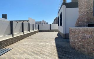 5 Bedroom House For Sale in Mile 4 Extension 1, Swakopmund