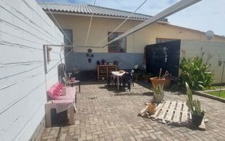 8 Bedroom House For Sale in Walvis Bay Central