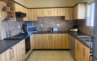 3 Bedroom Apartment/Penthouse For Sale in Henties Bay