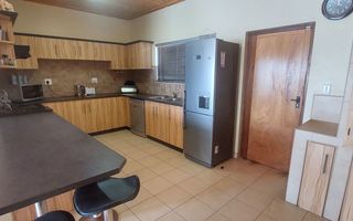 3 Bedroom Apartment/Penthouse For Sale in Henties Bay