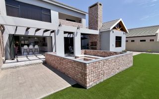 5 Bedroom House For Sale in Kramersdorf, Swakopmund