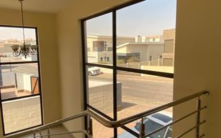 4 Bedroom House For Sale in Long Beach