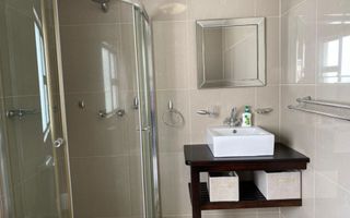 4 Bedroom House For Sale in Long Beach