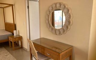 4 Bedroom House For Sale in Long Beach