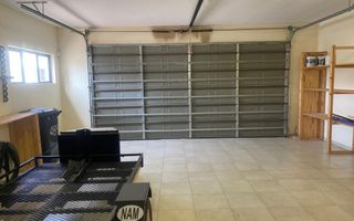 4 Bedroom House For Sale in Long Beach