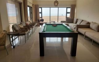 4 Bedroom House For Sale in Long Beach