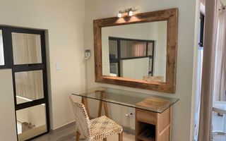 4 Bedroom House For Sale in Long Beach