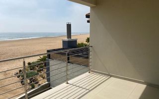 4 Bedroom House For Sale in Long Beach