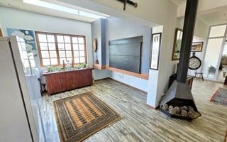 6 Bedroom House For Sale in Vogelstrand, Swakopmund