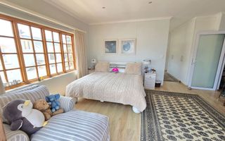 6 Bedroom House For Sale in Vogelstrand, Swakopmund