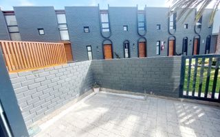 2 Bedroom Apartment/Penthouse For Sale in Kramersdorf, Swako...