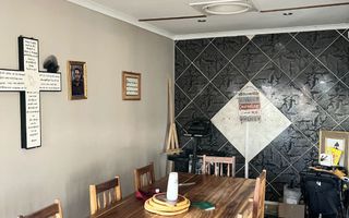 3 Bedroom House For Sale in Rocky Crest, Windhoek