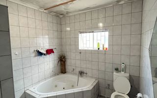 3 Bedroom House For Sale in Rocky Crest, Windhoek