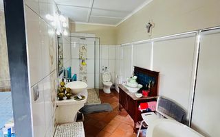 House For Sale in Pioneers Park, Windhoek