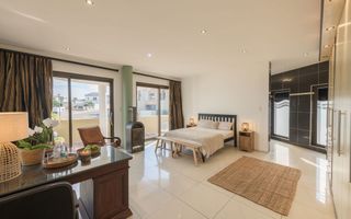 3 Bedroom House For Sale in Dolphin Beach