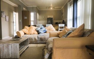 3 Bedroom House For Sale in Long Beach