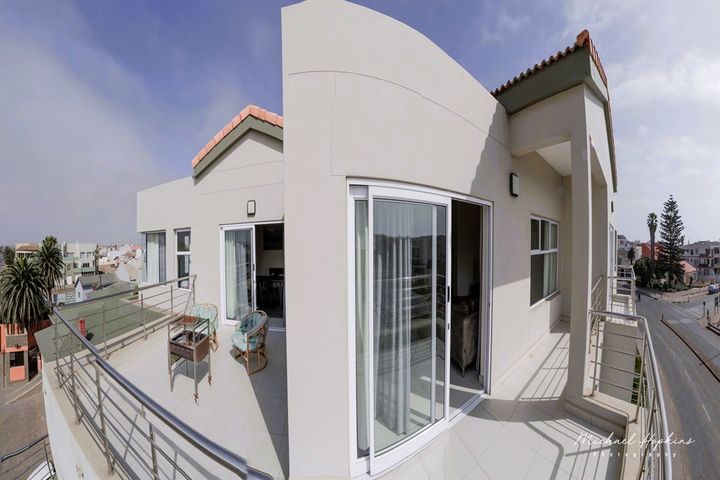 3 Bedroom Apartment/Penthouse For Sale in Swakopmund Central, Swakopmund