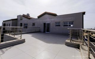 3 Bedroom Apartment/Penthouse For Sale in Swakopmund Central...