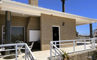 3 Bedroom House For Sale in Vogelstrand, Swakopmund