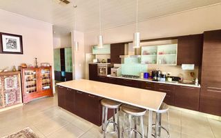 4 Bedroom House For Sale in Windhoek Central, Windhoek