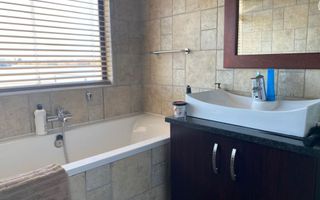 6 Bedroom House For Sale in Swakopmund Central, Swakopmund