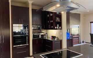 6 Bedroom House For Sale in Swakopmund Central, Swakopmund