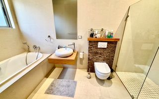 4 Bedroom House For Sale in Klein Windhoek, Windhoek