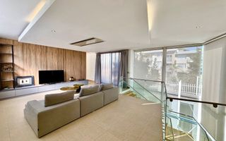 4 Bedroom House For Sale in Klein Windhoek, Windhoek