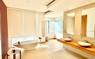 4 Bedroom House For Sale in Klein Windhoek, Windhoek