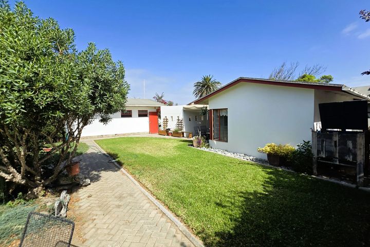 3 Bedroom House For Sale in Vineta, Swakopmund