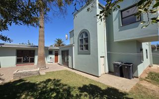 4 Bedroom House For Sale in Vineta, Swakopmund
