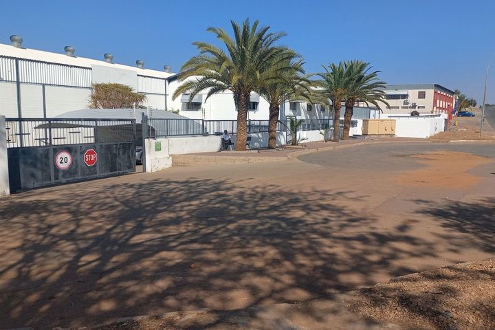 Industrial For Sale in Lafrenz, Windhoek
