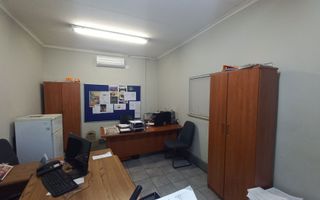 Industrial For Sale in Lafrenz, Windhoek