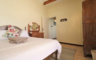 5 Bedroom House For Sale in Mile 4, Swakopmund