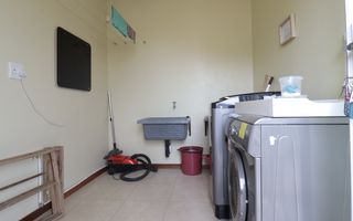 5 Bedroom House For Sale in Mile 4, Swakopmund