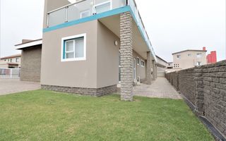 5 Bedroom House For Sale in Mile 4, Swakopmund