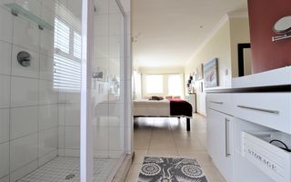 5 Bedroom House For Sale in Mile 4, Swakopmund