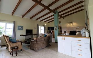 5 Bedroom House For Sale in Mile 4, Swakopmund